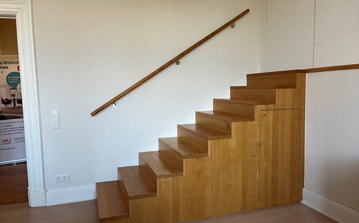 Treppe ins Zwischengeschoss